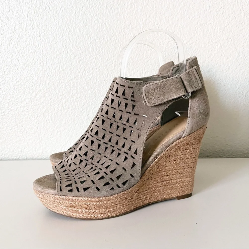 Marc Fisher Helina Jute Espadrille Platform Wedges Taupe  Size 8